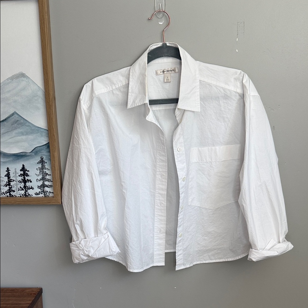 Women’s Crisp White Cropped Button Down Shirt